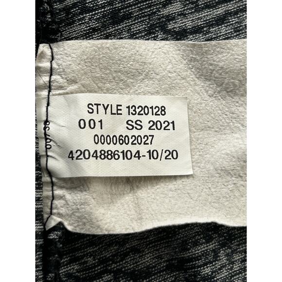 Women's Under Armor Heat Gear 1/4" Zip Pullover Small Heather Gray Long Sleeve - Picture 6 of 7